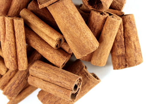 Cinnamon sticks, 1" (420 sticks/lb)
