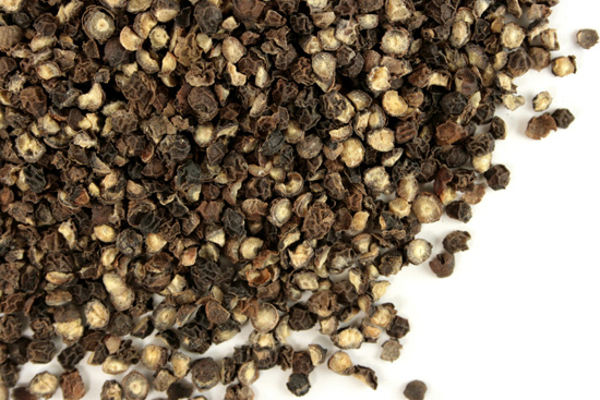 Peppercorn, black, cracked