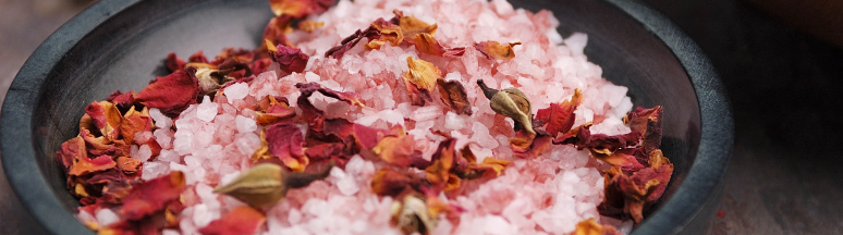 Rose Petal Recipes: Rose Petal Milk Bath Soak