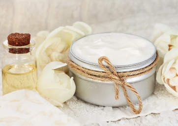 Dried rose petals can be combined with other oils to create refreshing salves