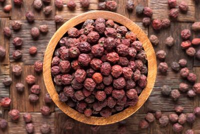 The 6 Benefits of Hawthorn: Boosting Your Heart's Health